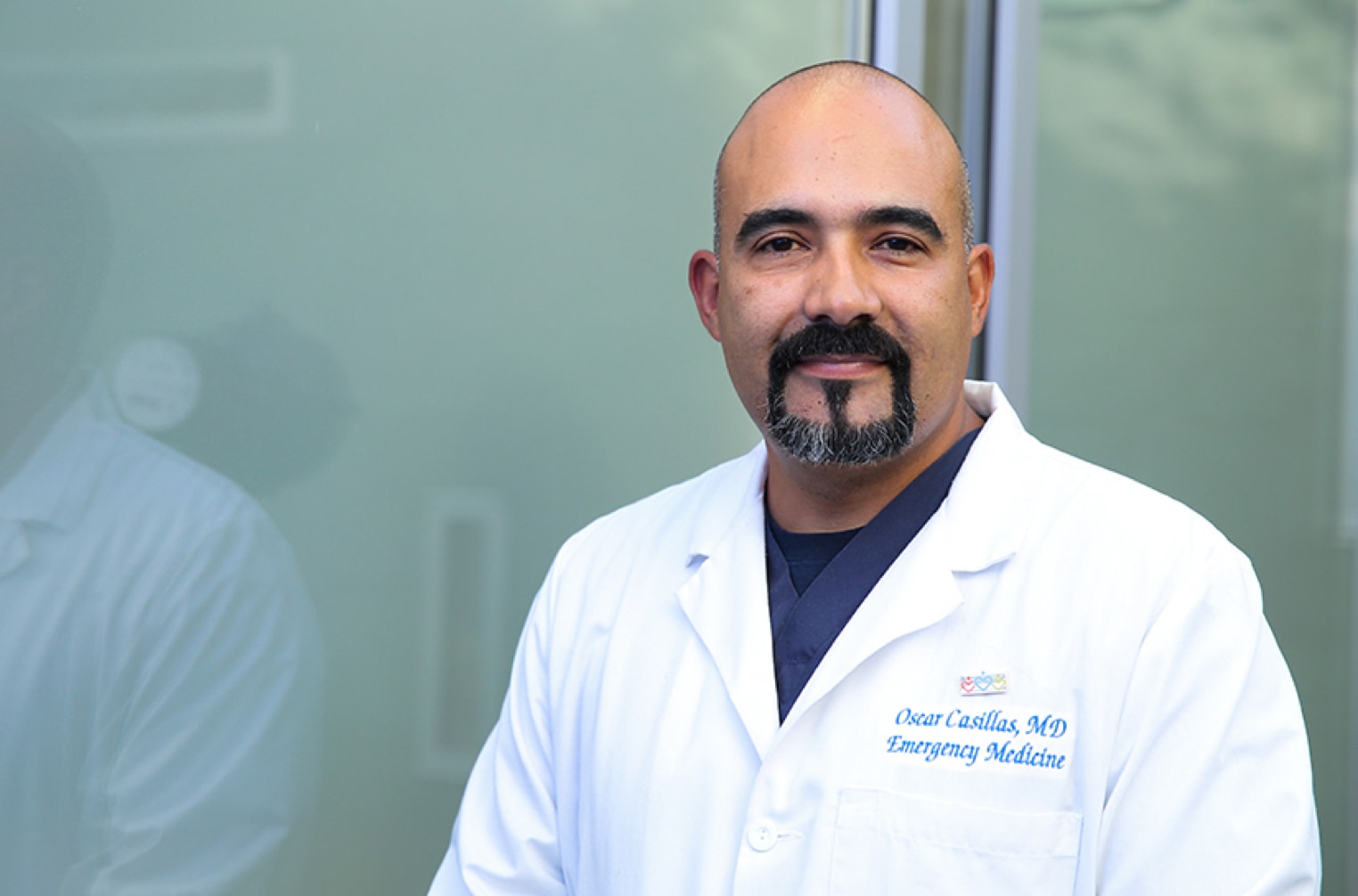 Dr. Oscar Casillas