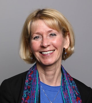 Headshot of Suzie Reinsvold, MSN, BSN