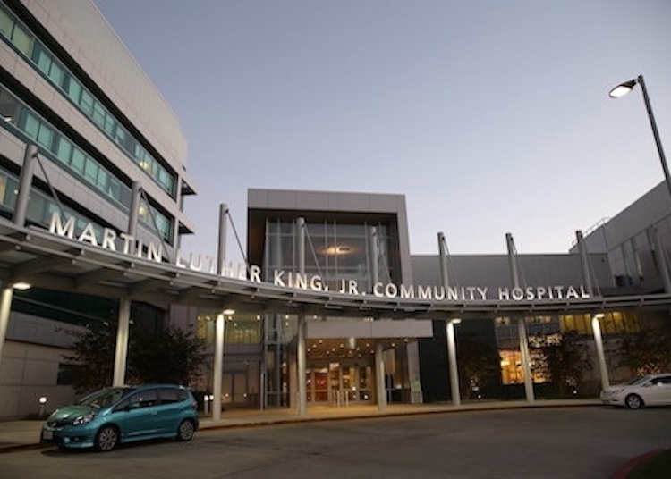 Entrance of hospital from roundabout