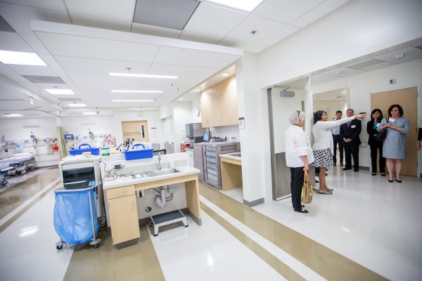 Hospital Preview Reception | © Maya Myers Photography