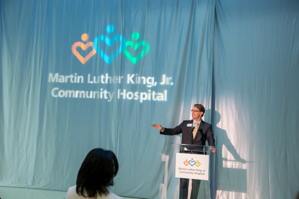 Donor Wall Dedication | © Maya Myers Photography