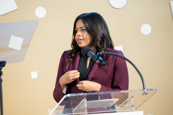 Sharing the Dream Luncheon | © Maya Meyers Photography