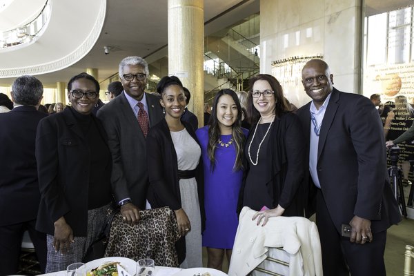 5th Anniversary Sharing the Dream Lunch | © Maya Meyers Photography