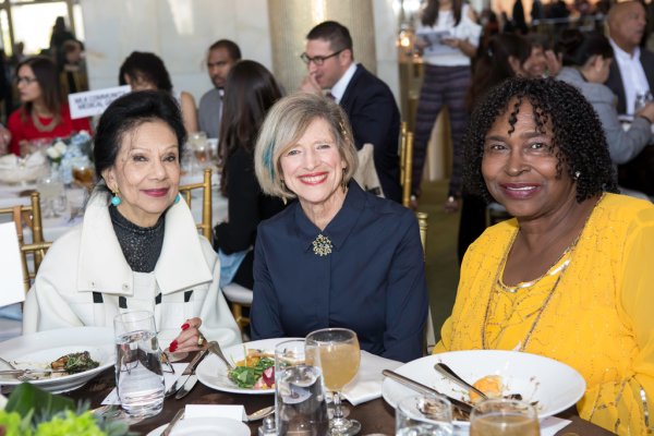 5th Anniversary Sharing the Dream Lunch | © Maya Meyers Photography