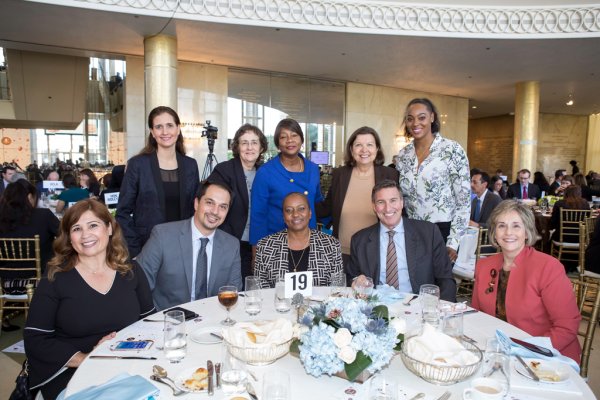 5th Anniversary Sharing the Dream Lunch | © Maya Meyers Photography