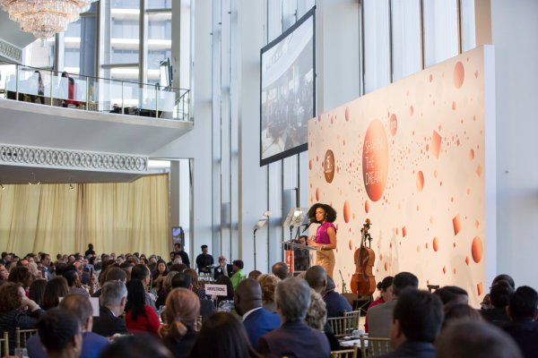 5th Anniversary Sharing the Dream Lunch | © Maya Meyers Photography