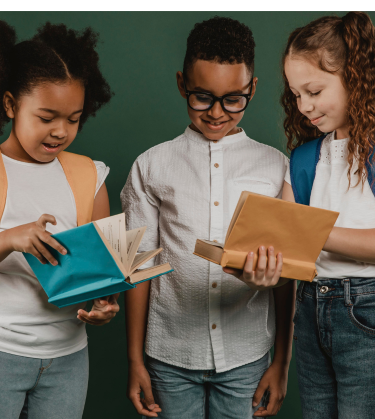 Kids reading