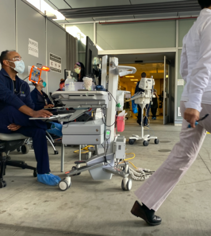 Photo of nurses in the MLKCH emergency department