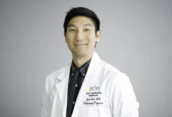 dr._joon_choi.png