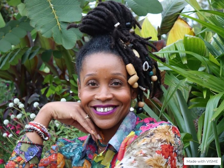 Photo of Tamara Robertson